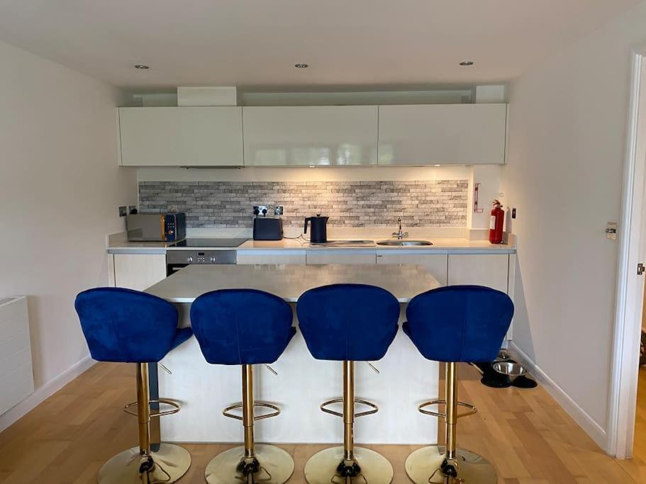 Modern Apartment, Fistral Beach New Quay Buitenkant foto
